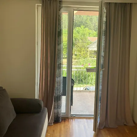 Romantika 아파트 *